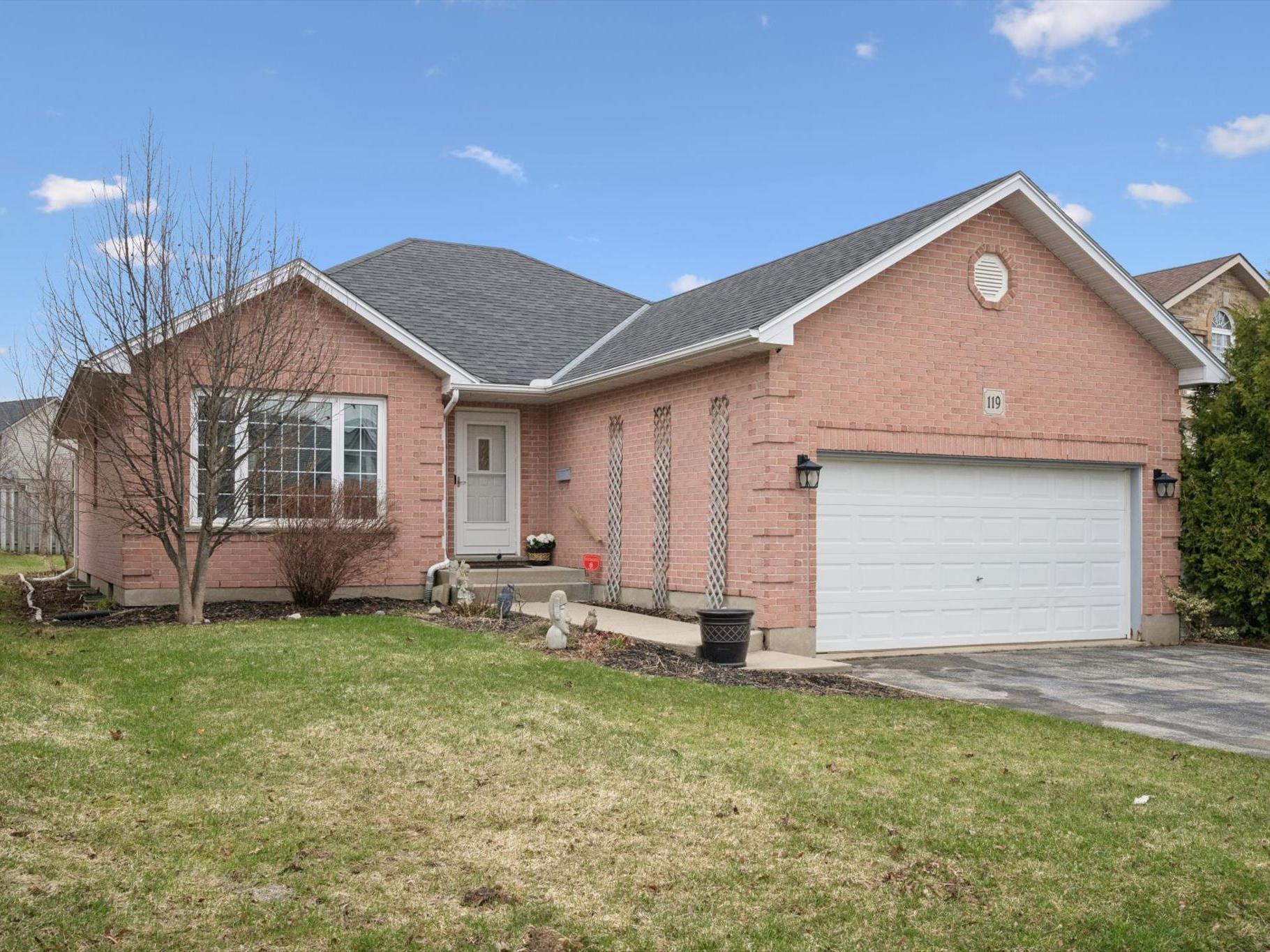 119 Meadowridge Dr, St. Mary's